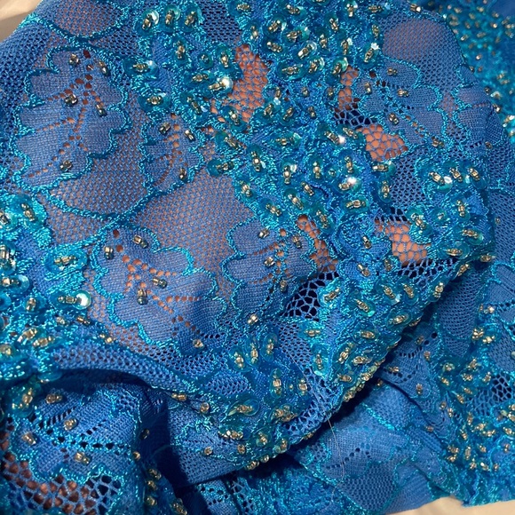 Marciano Beaded Lace Dress NWOT - Picture 17 of 17